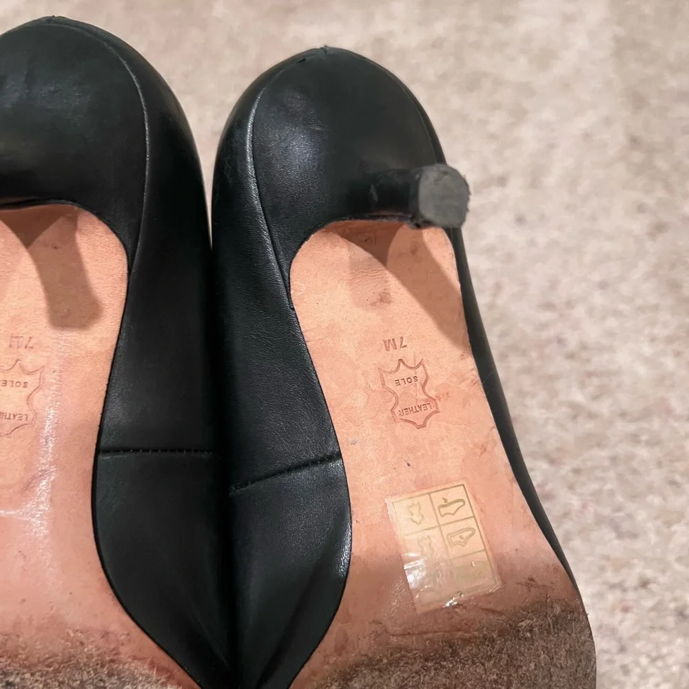 Tory Burch Black Leather Pumps - Picture 9 of 11